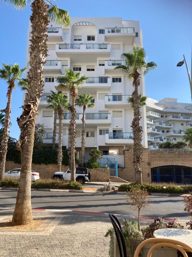 Exceptional View Facing Sea Of Givat Olga Hadera Apartment Exterior photo