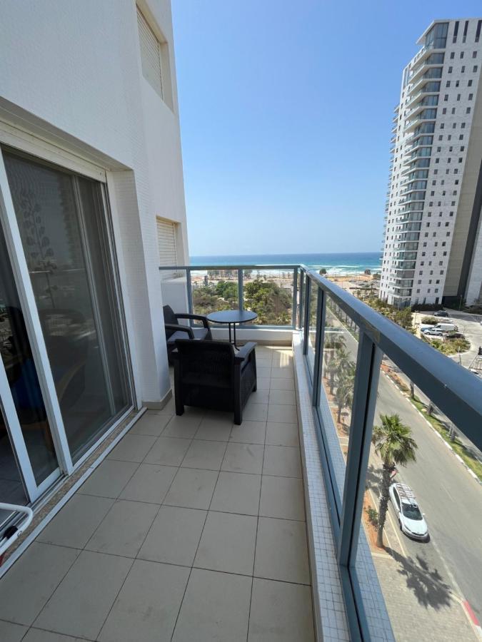 Exceptional View Facing Sea Of Givat Olga Hadera Apartment Exterior photo